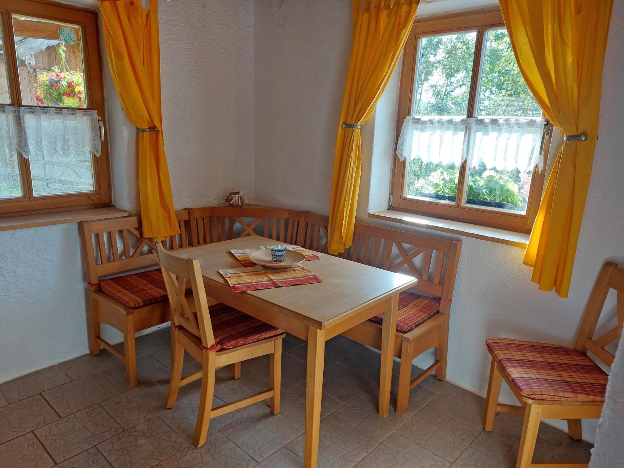Ferienwohnung Hofbauer Ашау им Кимгау Екстериор снимка